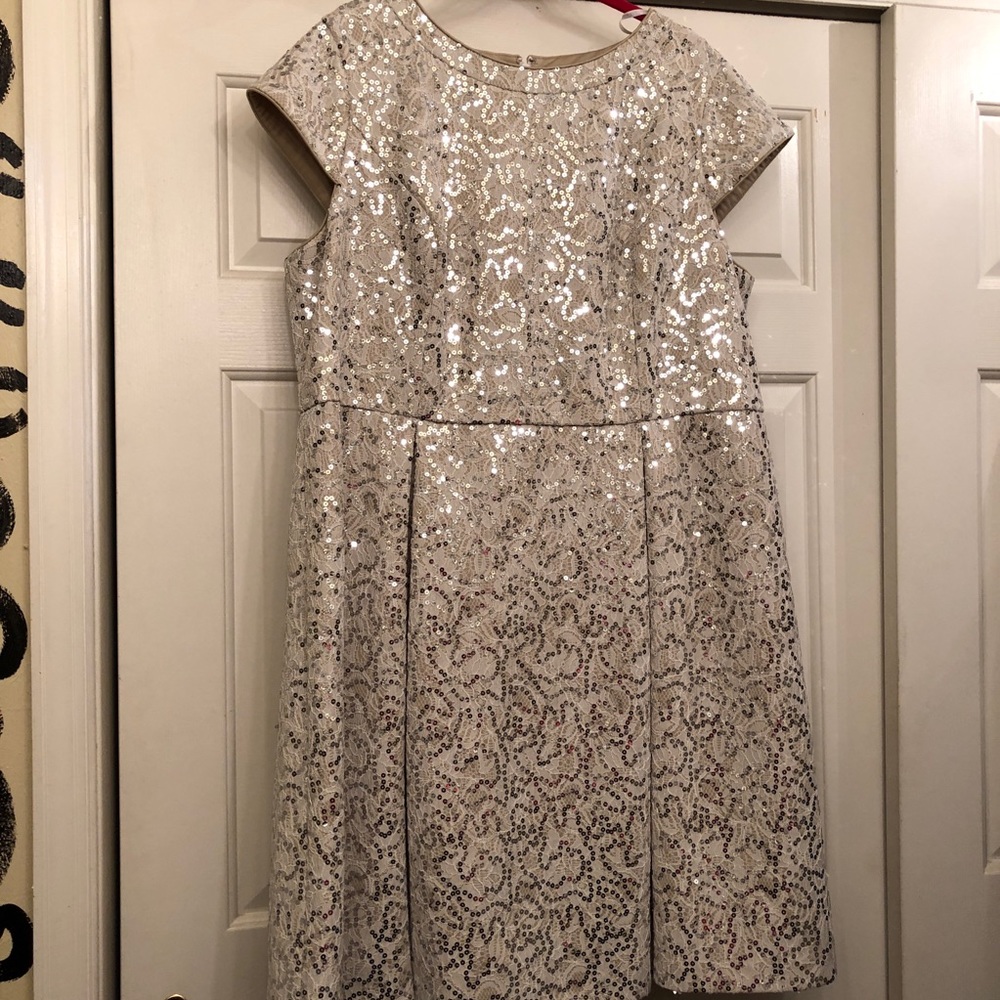 Fun cream party or wedding dress